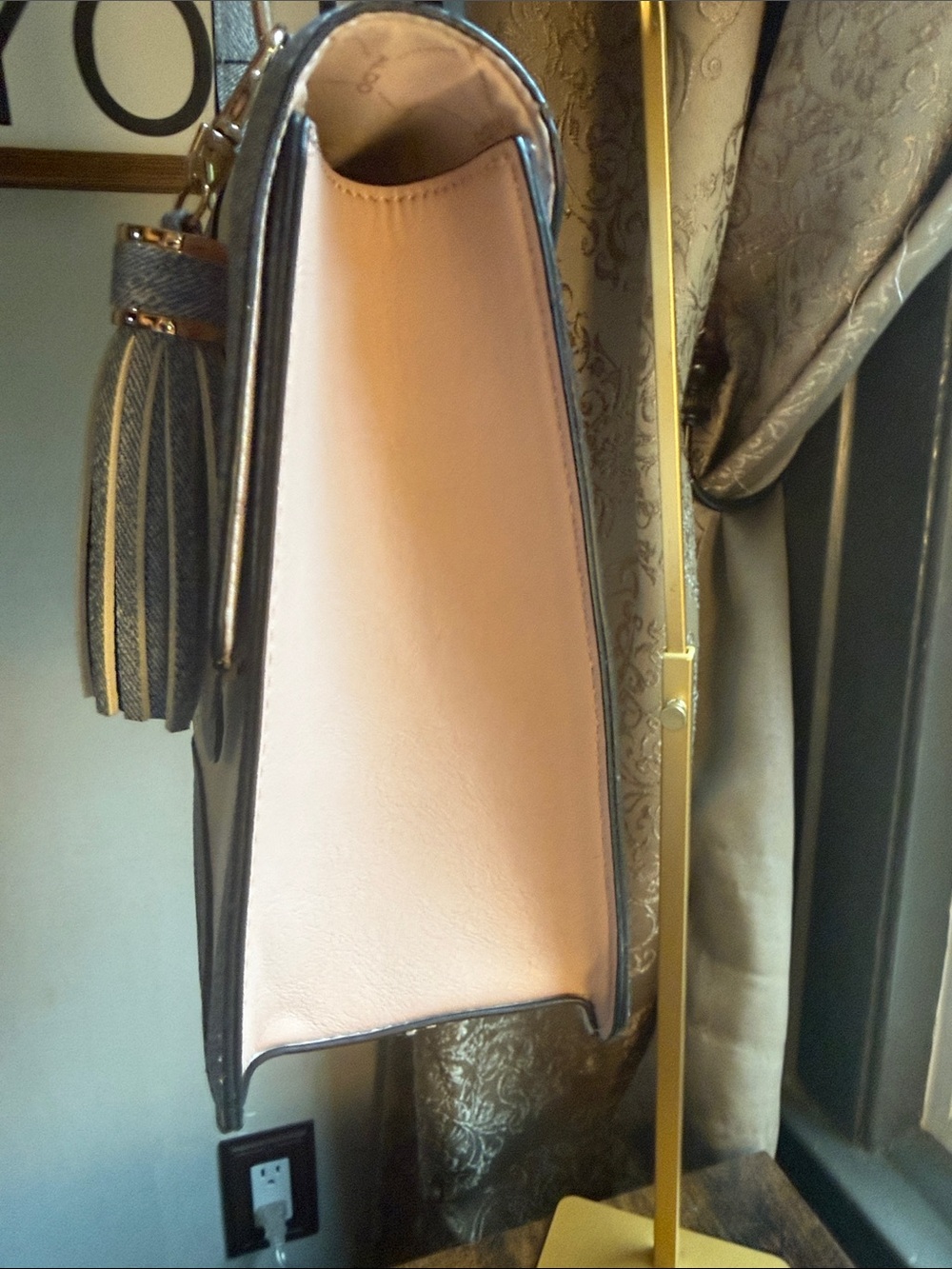 Aldo Floral Top-Handle Satchel in Blush and Silver - Picture 4 of 7